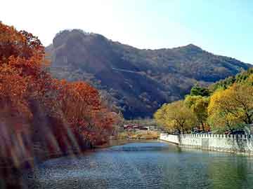 何静 高大林，昆山隔墙